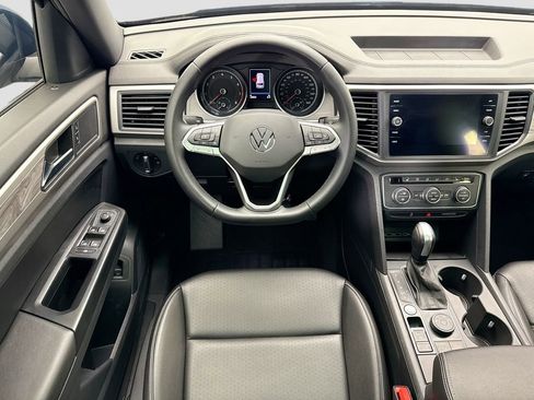 Used 2020 Volkswagen Atlas Cross Sport SE image 10