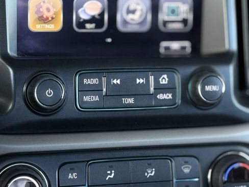 Used 2018 Chevrolet Colorado Z71 image 31