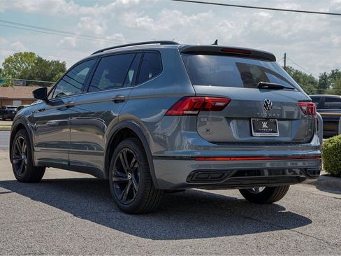 New 2024 Volkswagen Tiguan SE R-Line image 4