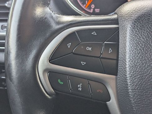 Used 2020 Jeep Grand Cherokee Limited image 18