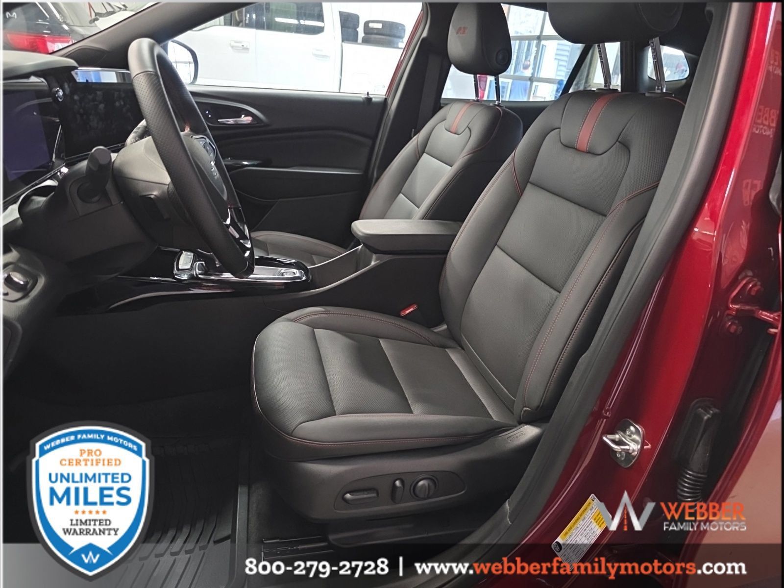 Used 2025 Chevrolet Trax RS w/ Driver Confidence Package FWD image 7