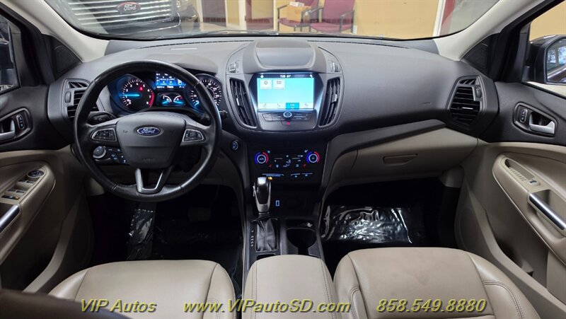 Used 2019 Ford Escape SEL FWD image 18