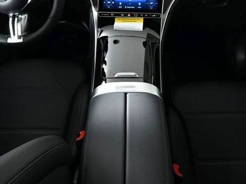 New 2026 Mercedes-Benz GLC 300 4MATIC image 18