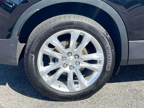 Used 2022 Chevrolet Blazer LT w/ LPO, Black Grille Bar Package image 8