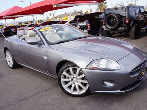 Used 2007 Jaguar XK Convertible RWD image 2