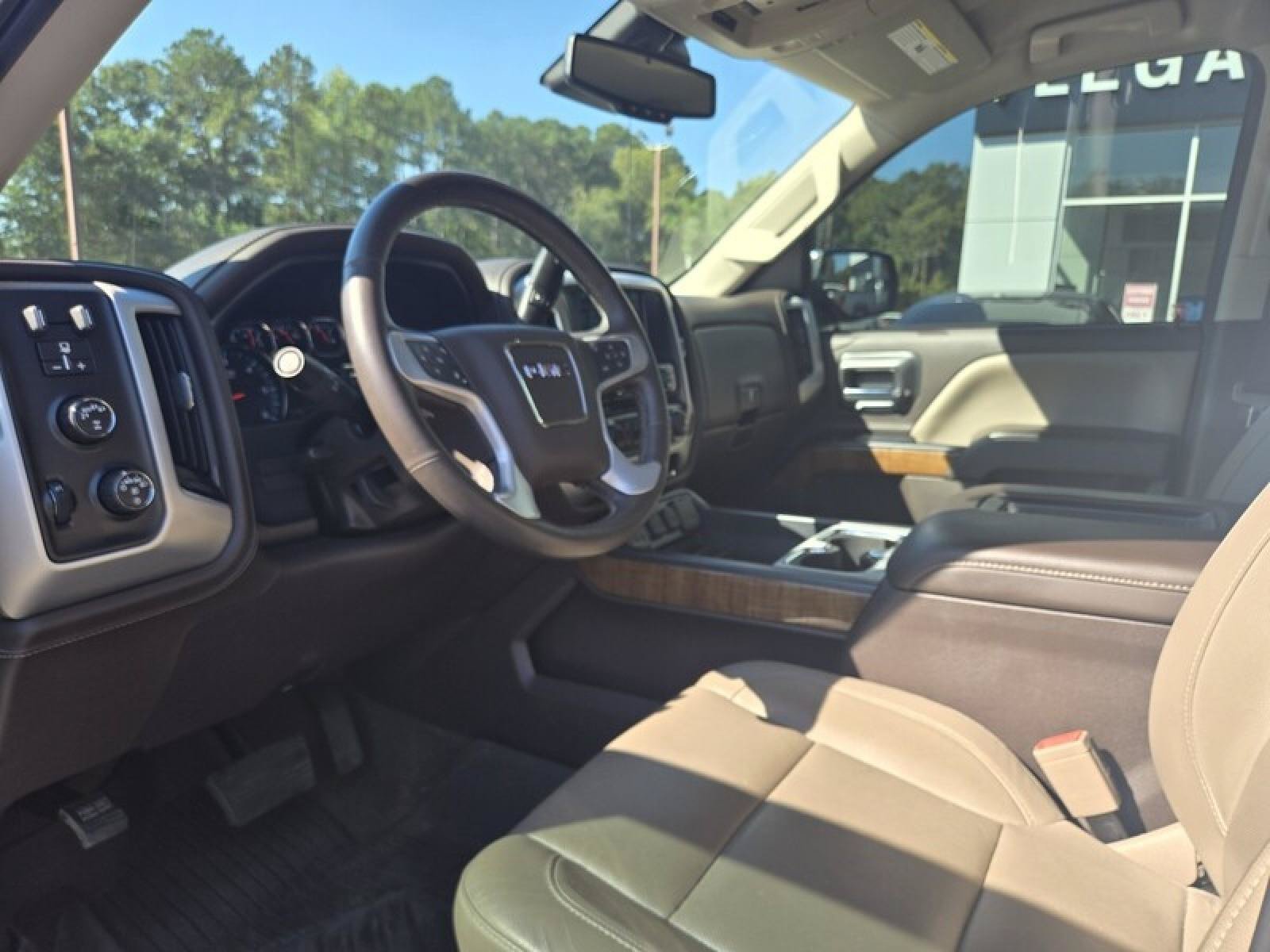 Used 2018 GMC Sierra 1500 SLT AWD/4WD image 16