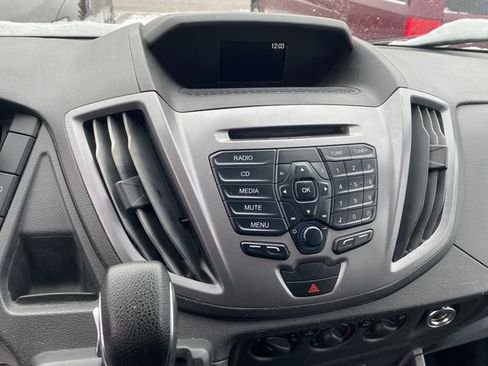 Used 2019 Ford Transit 150 XLT image 5