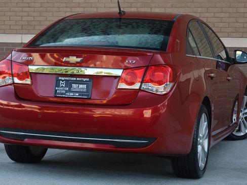 Used 2014 Chevrolet Cruze LTZ w/ Sun, Sound and Sport Package FWD image 9