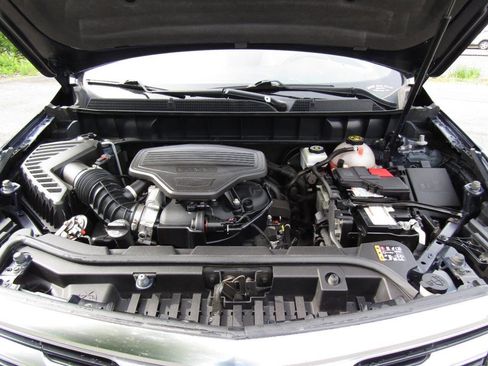 Used 2019 Cadillac XT5 AWD image 28