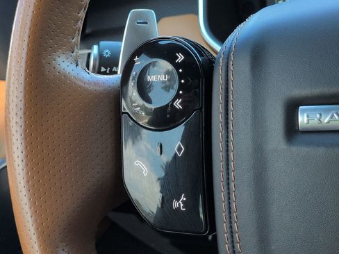 Used 2022 Land Rover Range Rover Sport SVR image 24