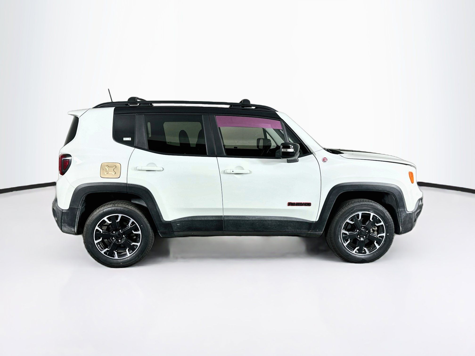 Used 2023 Jeep Renegade Trailhawk w/ Sun/Sound Group AWD/4WD image 10