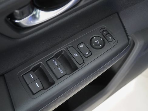 Certified 2025 Honda CR-V Sport image 19