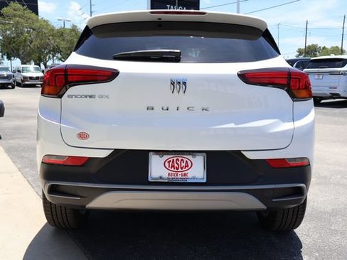 Used 2024 Buick Encore GX Preferred w/ Comfort Package FWD image 7