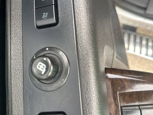 Used 2013 Ford F250 Platinum w/ FX4 Off Road Pkg image 26