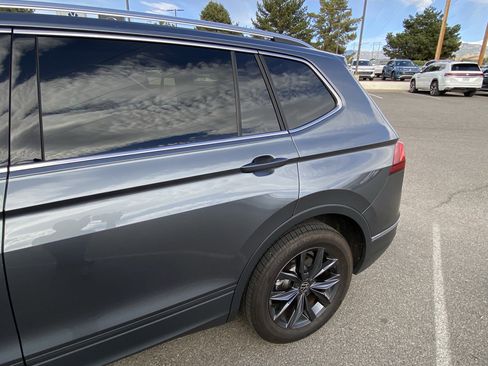 Certified 2023 Volkswagen Tiguan SE FWD image 48