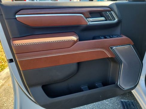 Certified 2024 GMC Sierra 2500 Denali Ultimate image 23