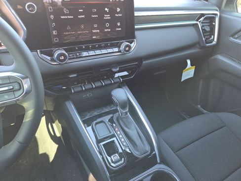 New 2026 GMC Canyon Elevation w/ Convenience Package image 31