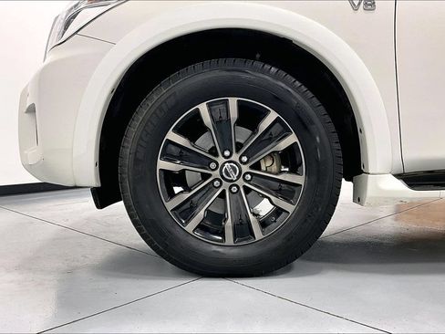 Used 2019 Nissan Armada Platinum w/ Captain's Chairs Package RWD image 10