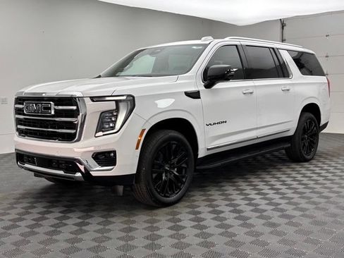 New 2026 GMC Yukon XL Elevation w/ Elevation Premium Package AWD/4WD image 2