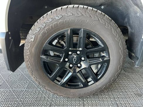 Used 2024 Chevrolet Silverado 1500 RST w/ Max Trailering Package AWD/4WD image 23