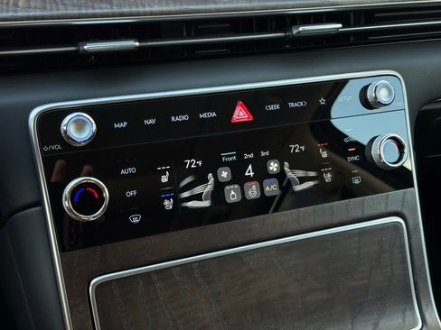 New 2026 Genesis GV80 2.5T Prestige image 39