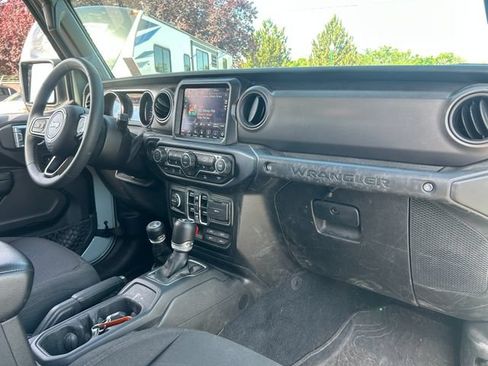 Used 2023 Jeep Wrangler Unlimited Sport AWD/4WD image 30