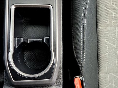 Certified 2023 Toyota Tacoma TRD Off-Road image 33