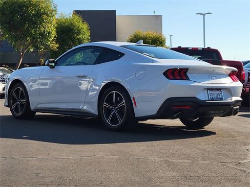 Used 2025 Ford Mustang Coupe image 2