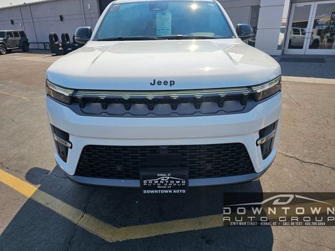 New 2026 Jeep Grand Wagoneer L Limited w/ Convenience Group I AWD/4WD image 8