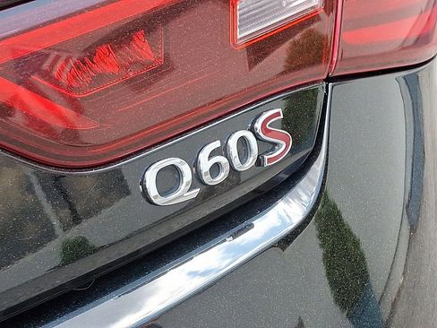 Used 2017 INFINITI Q60 2.0t w/ Moonroof Package image 30