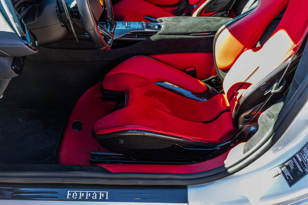 Certified 2025 Ferrari 12Cilindri RWD image 44