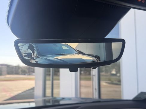 New 2026 Cadillac Escalade ESV Luxury w/ LPO, Radiant Package image 31