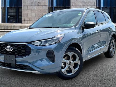 Certified 2024 Ford Escape ST-Line w/ Tech Pack #1 AWD/4WD image 2