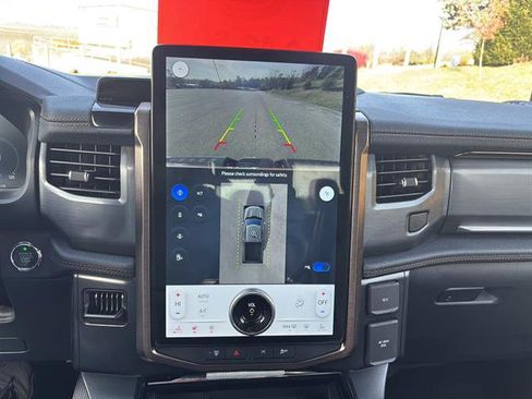 Certified 2022 Ford F150 Lightning Lariat image 23