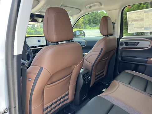 New 2026 Ford Bronco Sport Outer Banks w/ Outer Banks Tech Package+ AWD/4WD image 17