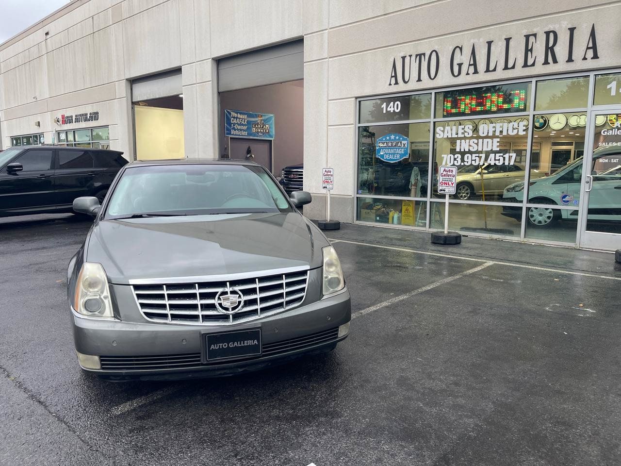 Used 2007 Cadillac DTS Luxury II FWD image 3