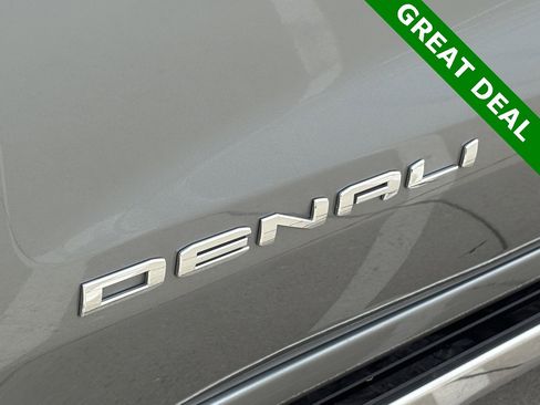 Used 2024 GMC Sierra 1500 Denali Ultimate image 11