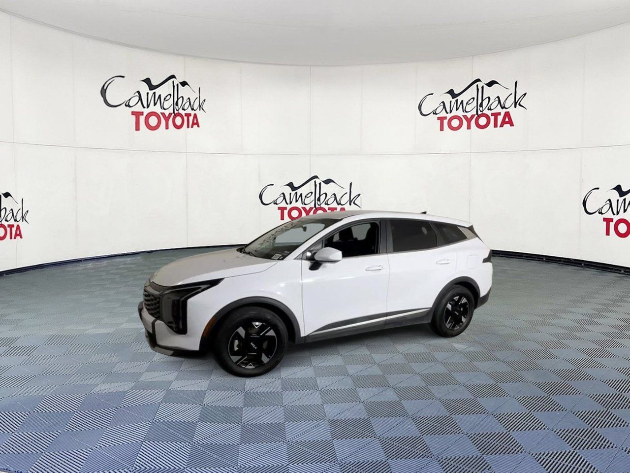 Used 2026 Kia Sportage LX FWD image 7