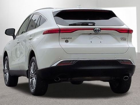 Certified 2021 Toyota Venza Limited w/ Advanced Technology Package AWD/4WD image 7
