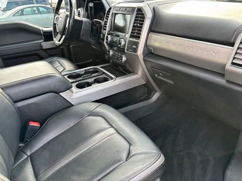 Used 2020 Ford F250 Platinum image 26