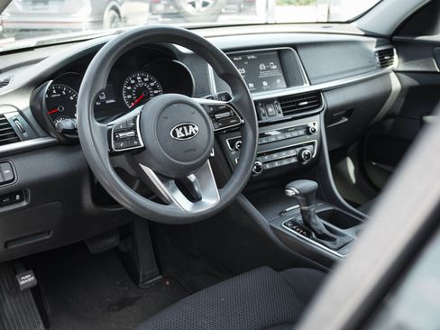 Used 2019 Kia Optima LX FWD image 29