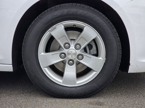 Used 2016 Chevrolet Malibu LS image 11