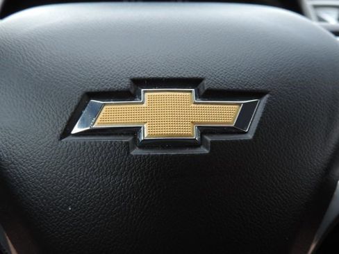 Used 2022 Chevrolet Malibu LS image 25