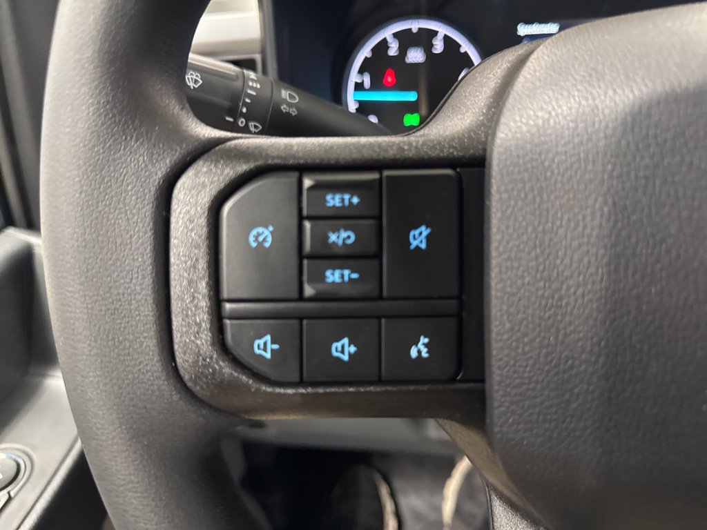 New 2025 Ford F250 XL w/ XL Driver Assist Package AWD/4WD image 19