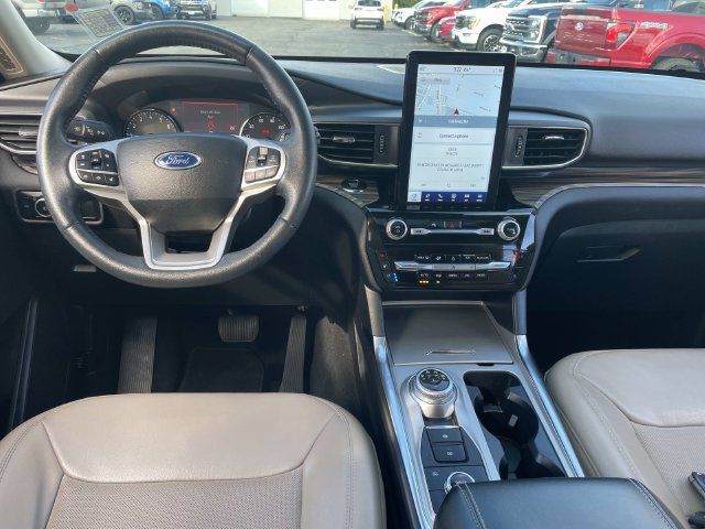 Used 2023 Ford Explorer Limited w/ Limited Technology Package AWD/4WD image 19