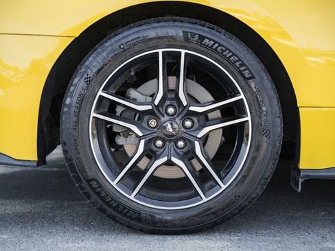 Used 2018 Ford Mustang GT Premium image 27