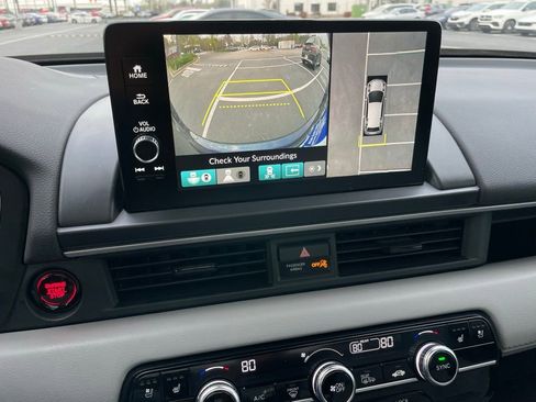 Used 2023 Honda Pilot Elite image 18