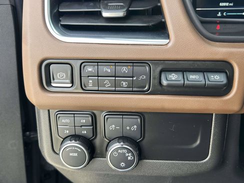 Used 2022 Chevrolet Tahoe High Country image 21