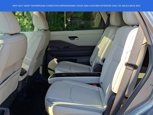Used 2025 Nissan Pathfinder SL w/ SL Premium Package AWD/4WD image 10