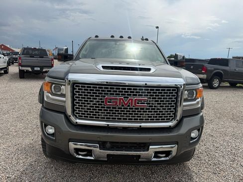 Used 2017 GMC Sierra 3500 Denali w/ Duramax Plus Package AWD/4WD image 3